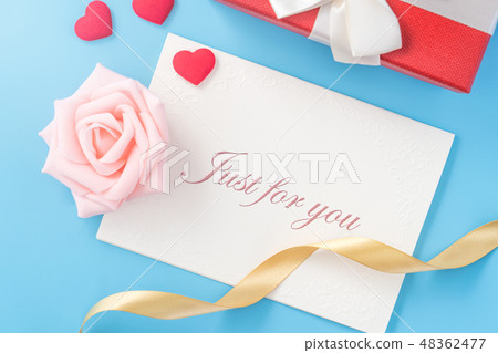 Mother's Day White Lovers' Day Courting Gifts Gifts Gifts White Day Mockup Mother's Day White Lovers' Day Courting Gifts Gifts Gifts White Day Mockup 48362477
