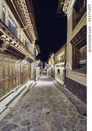 street of Shangri La Old Town at night, China. street of Shangri La Old Town at night, China. 48371407