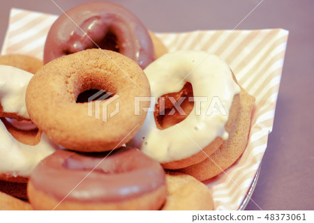 油炸圈餅 48373061