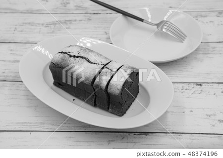 (棕褐色)巧克力蛋糕 (棕褐色)巧克力蛋糕 48374196
