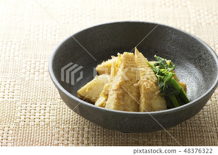Simmering Tosa of bamboo shoots 3 48376322