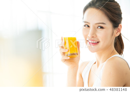 Female Lifestyle Healthy 48381148