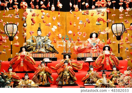 Chicks 'Hall of Izo Natori (Hina dolls and chicks' sword ornaments) 48382033