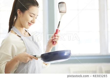 女性生活方式 48383265