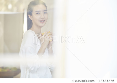 女性生活方式 48383276