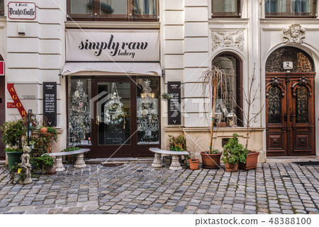 Cafe with Christmas Decoration on Street Cafe with Christmas Decoration on Street 48388100