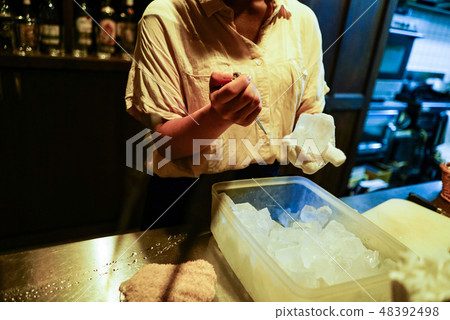 Hooked ice Hooked ice 48392498