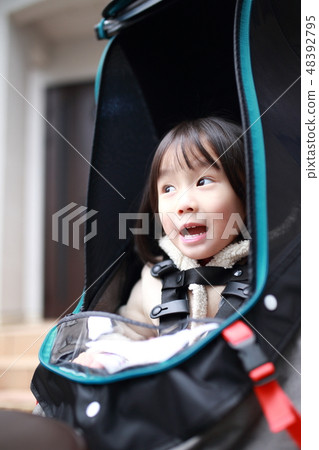 Electric bicycle (two-seater ride put on Mamachari lifestyle everyday transportation going out traffic rules house 1) 48392795