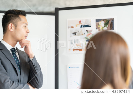 一名商人 48397424