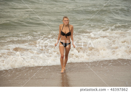 girl on winter sea 48397862