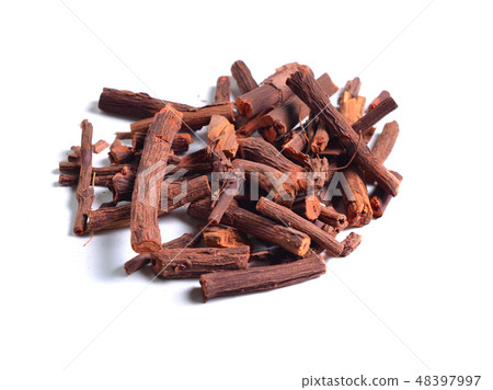 Root of Rubia tinctorum, the common madder Root of Rubia tinctorum, the common madder 48397997