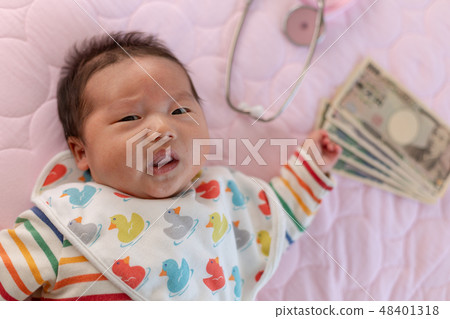 Household expenses Medical expenses Household expenses Medical expenses 48401318