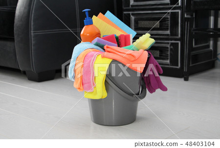 Housekeeping - houses, apartments and offices. Housekeeping - houses, apartments and offices. 48403104