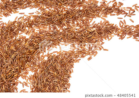 Raw red rice isolated on white 48405541