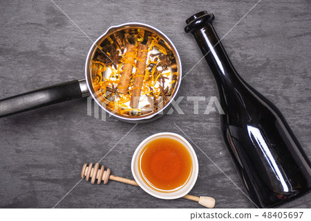 Recipe step by step hot red mulled wine grey stone Recipe step by step hot red mulled wine grey stone 48405697