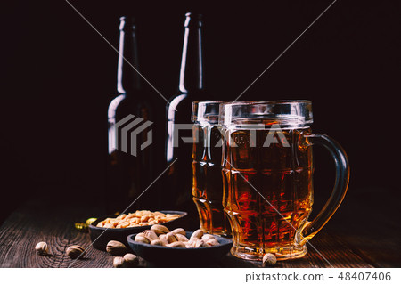 friday party atmosphere, craft brewery, lager beer 48407406