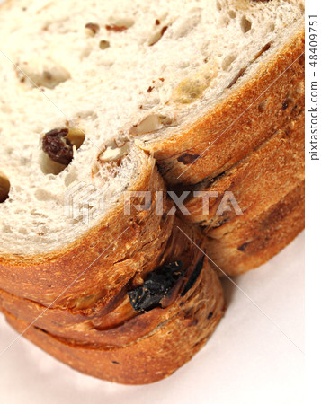 麵包用葡萄乾和核桃 麵包用葡萄乾和核桃 48409751