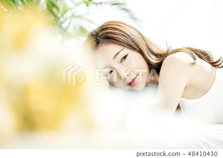 Young woman Young woman 48410430