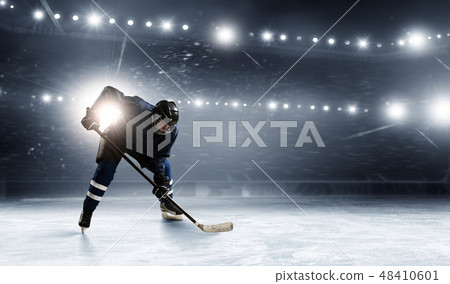 Ice hockey player at rink 48410601