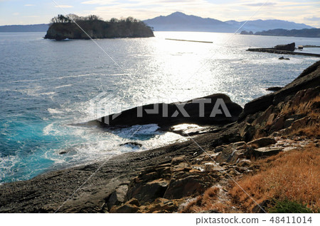Sakiyama's Syukubi Hole and Hiji Island (Iwate Prefecture Miyako City) Sakiyama's Syukubi Hole and Hiji Island (Iwate Prefecture Miyako City) 48411014