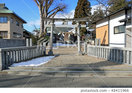 Mitsuishi Shrine entrance Mitsuishi Shrine entrance 48411966