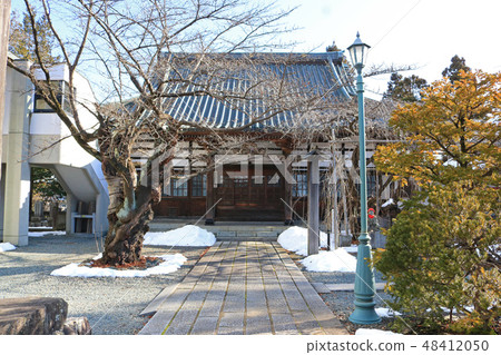 The main hall of Ryukokuji (Morioka) The main hall of Ryukokuji (Morioka) 48412050