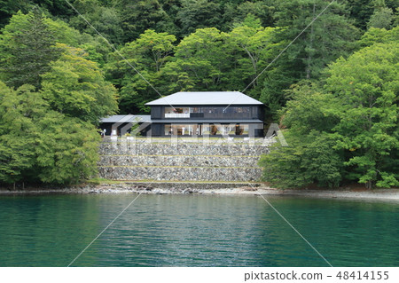 英國大使館在湖上的前別墅-夏天的回憶 48414155