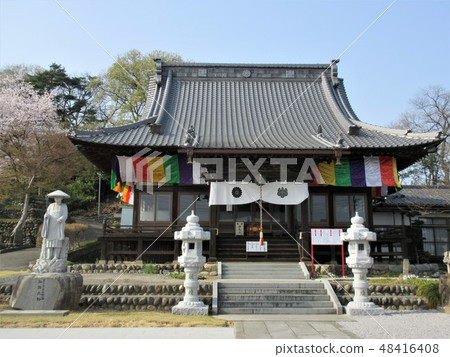 孤獨的寺廟主殿 48416408