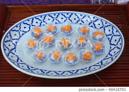 Butterfly Pea Rice Cakes (Thai Dessert) Butterfly Pea Rice Cakes (Thai Dessert) 48418701