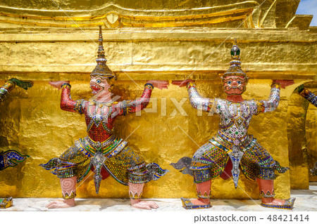 Yaksha statue, Grand Palace, Bangkok, Thailand 48421414