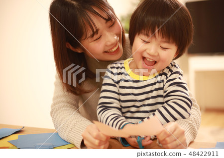 Parent and child to work Parent and child to work 48422911