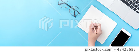 Female hand notebook note drawing drawing writing Female hand notebook note drawing drawing writing 48425685
