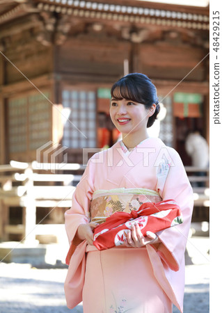 Kimono and female 48429215