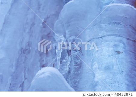 blurred ice background 48432971
