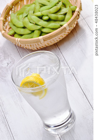Watering distilled spirit Watering distilled spirit 48438023
