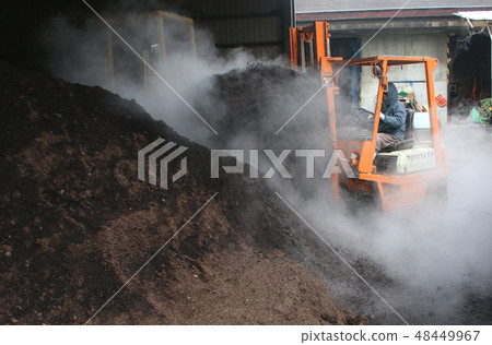 Making winter soil 48449967