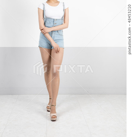 Beautiful figure of Japanese girl Beautiful figure of Japanese girl 48453210