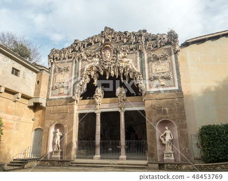 Florence, Tuscany, Italy, Entrance of the Buontalenti Grotto in Boboli Gardens. Unesco World Florence, Tuscany, Italy, Entrance of the Buontalenti Grotto in Boboli Gardens. Unesco World 48453769