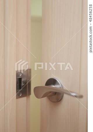 Door (Door knob mansion house single-family entrance and exit door copy door doorway living house) Door (Door knob mansion house single-family entrance and exit door copy door doorway living house) 48456258