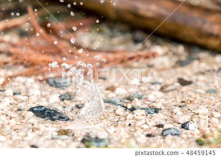 Water spray Water spray 48459145