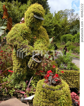 A rose gardener's object of London in England 48462222