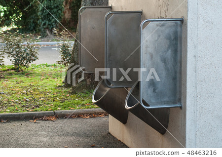 metallic public toilets for men in urban park metallic public toilets for men in urban park 48463216