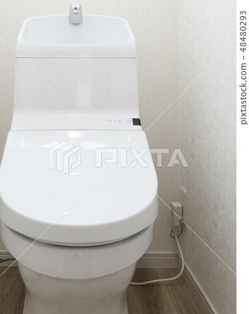 新建的住宅廁所形象 新建的住宅廁所形象 48480293