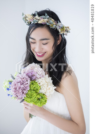 Bridal image Bridal image 48481819