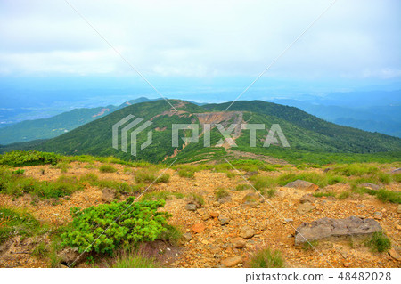 View northern · Zao · Zaoyama · Kumano dake mountain top view of Kuta Dake (2) 48482028