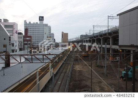 Niigata station where elevation progresses (July 2018) 48483252