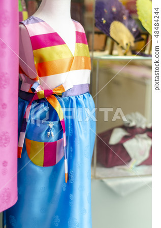 apron apron 48484244