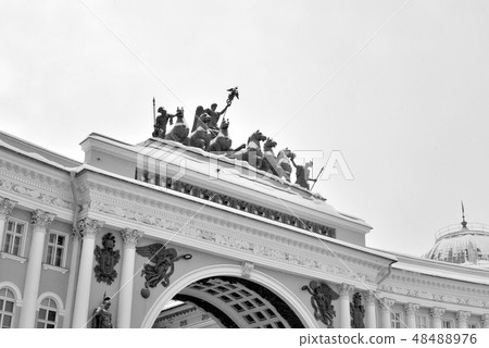 The triumphal chariot on Arch of General Staff. 48488976