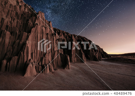 Cathedral Gorge, Nevada, USA 48489476