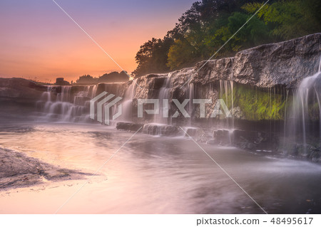 Dawn's Black Falls (Yoshikawa Town, Miki-shi, Hyogo Prefecture) Shooting position in the work comment field 48495617